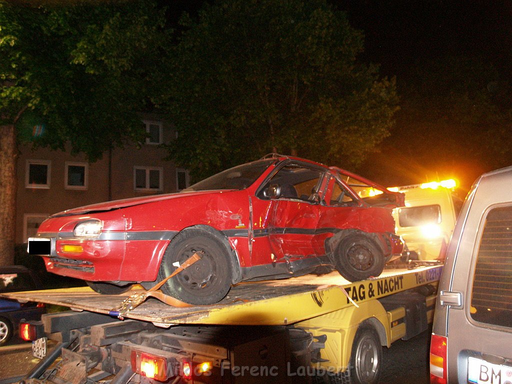 VU mehrere Verletzte Koeln Holweide Bergisch Gladbacherstr P90.JPG